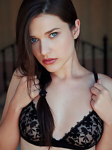 serena wood
