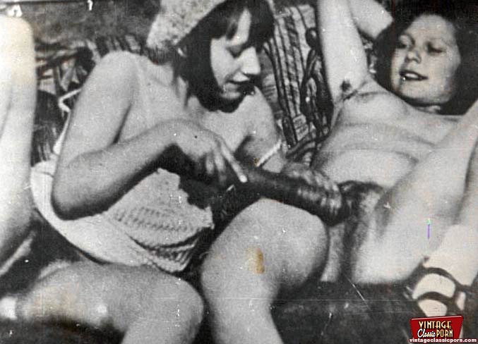 40s Lesbian Art - Real vintage lesbians vintage classic porn (12 pics)